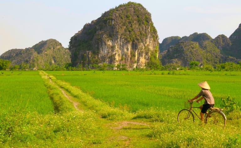 Les environs de Hué à vélo et en bateau